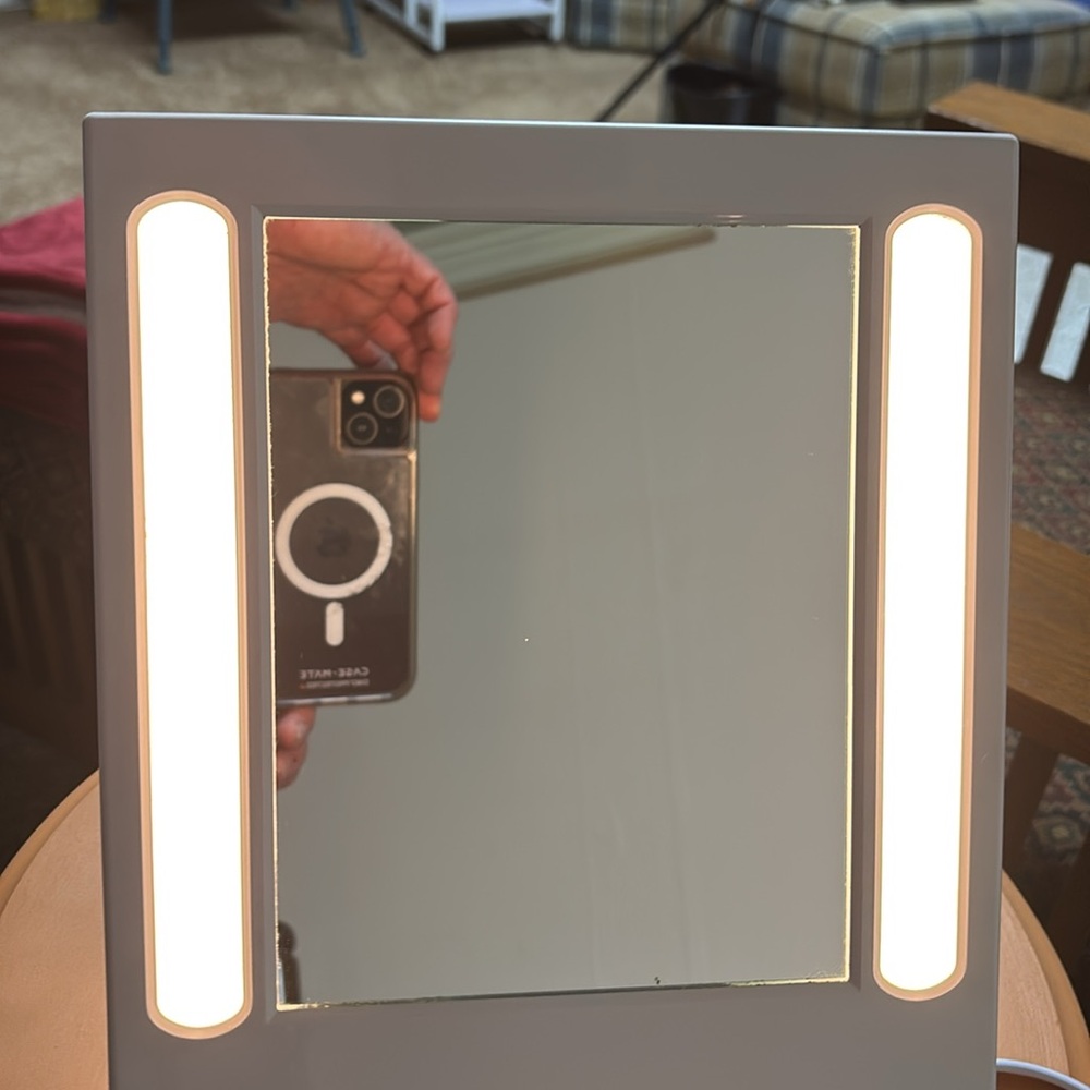 Make Up Mirror - image 2